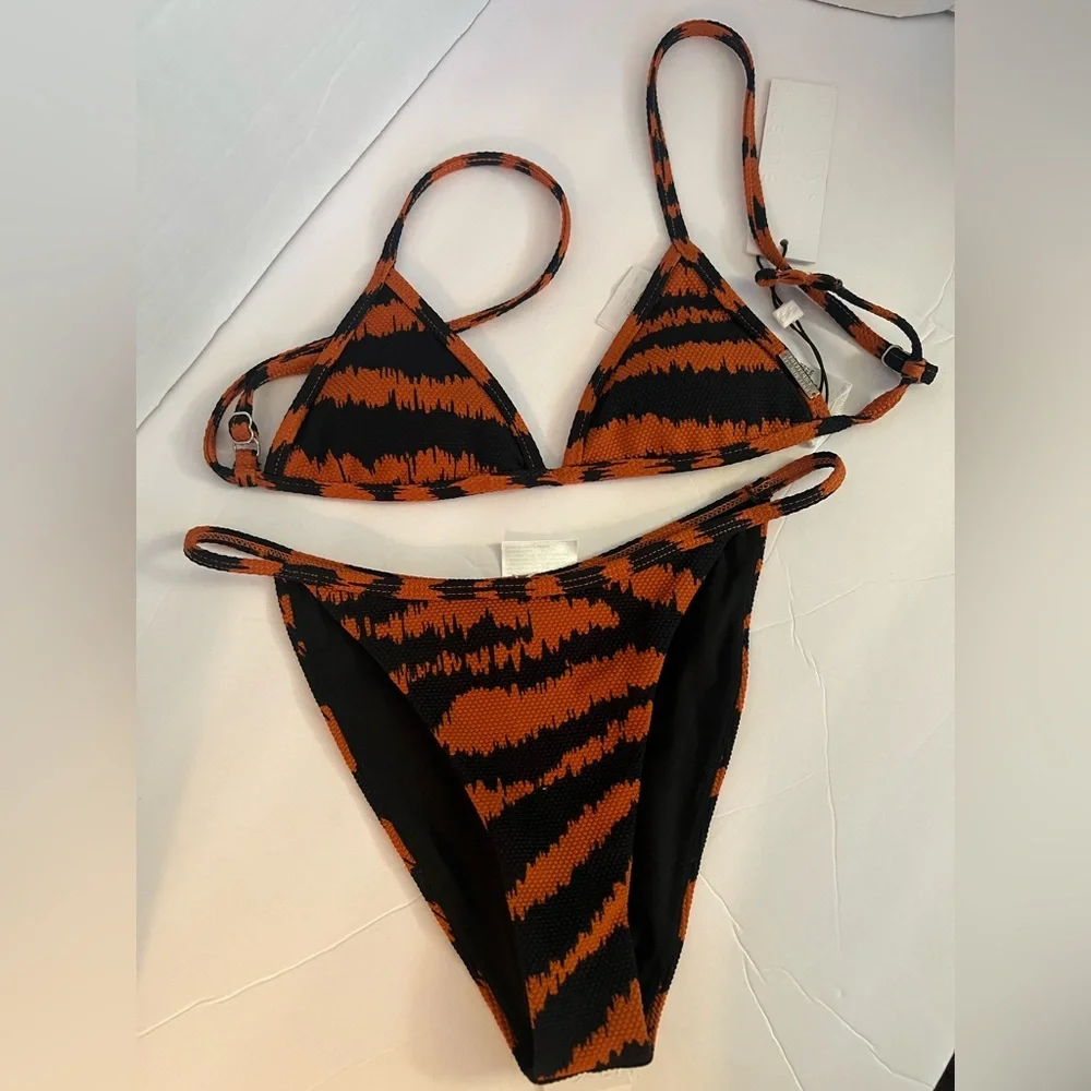 Billabong Orange and Black Tiger Stripe Bikini - Picture 1 of 5
